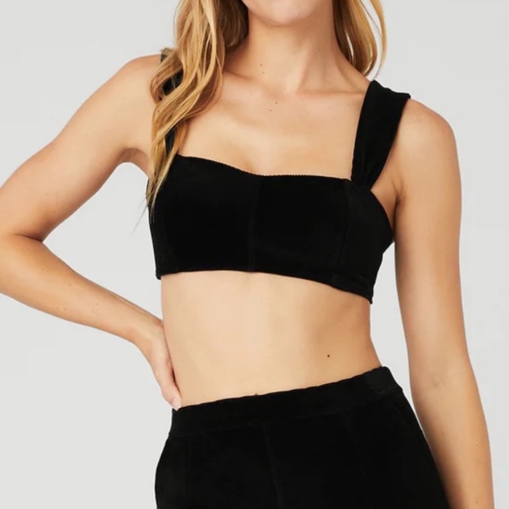 Alo Yoga Micro Corduroy Winter Break Bra
